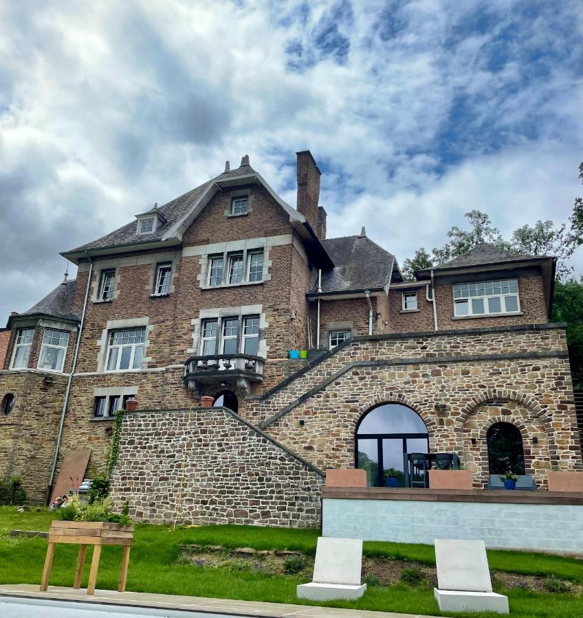 Le Castel Mosan Apartment นามูร์ ภายนอก รูปภาพ