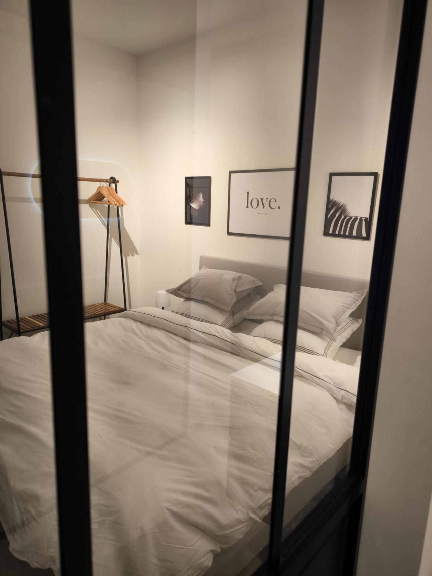 Le Castel Mosan Apartment นามูร์ ภายนอก รูปภาพ